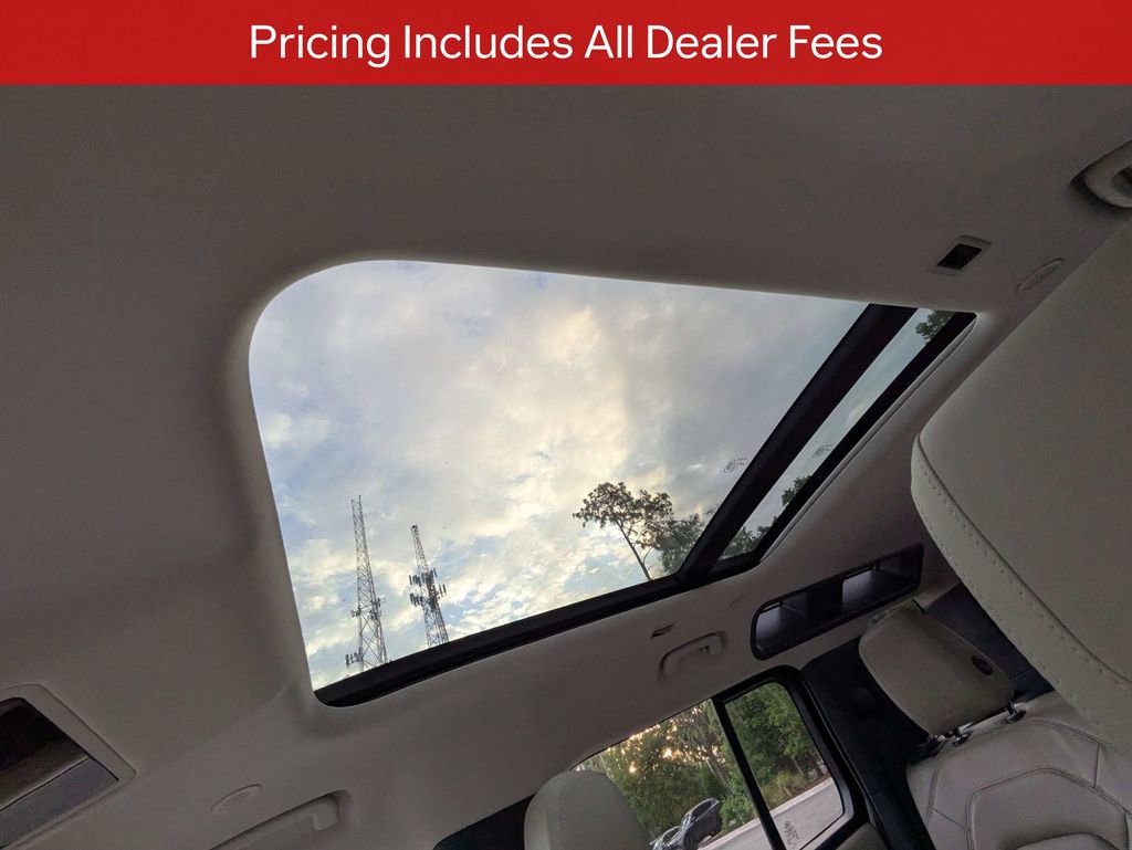 Used 2024 Land Rover Defender 110 S AWD/4WD image 21