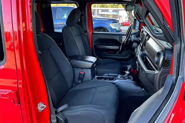 Used 2021 Jeep Gladiator Sport image 25