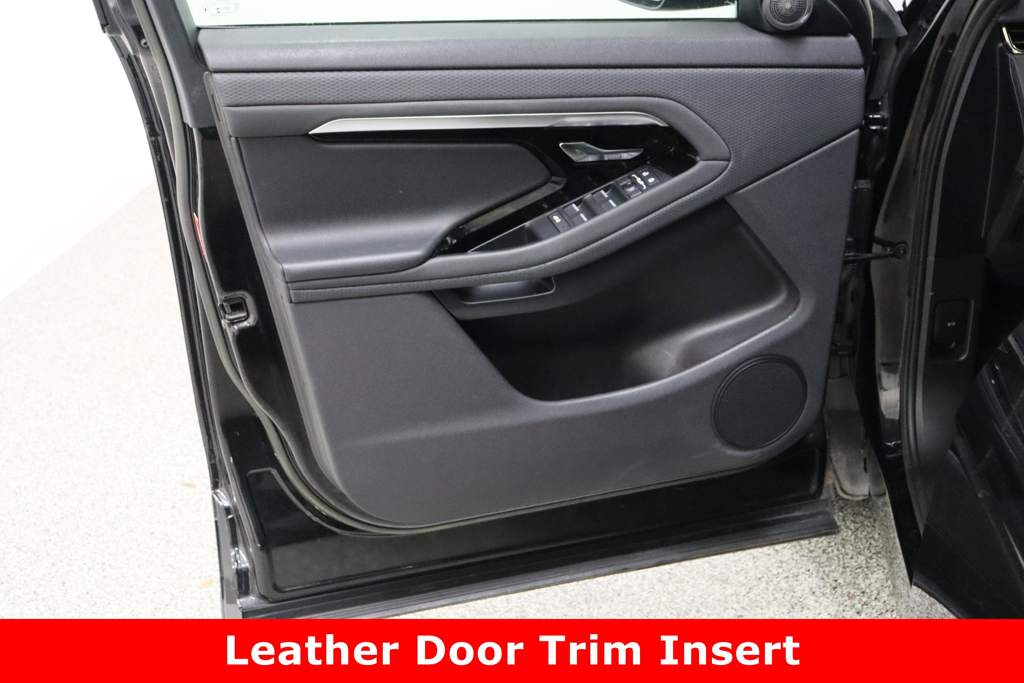 Used 2023 Land Rover Range Rover Evoque R-Dynamic S image 12