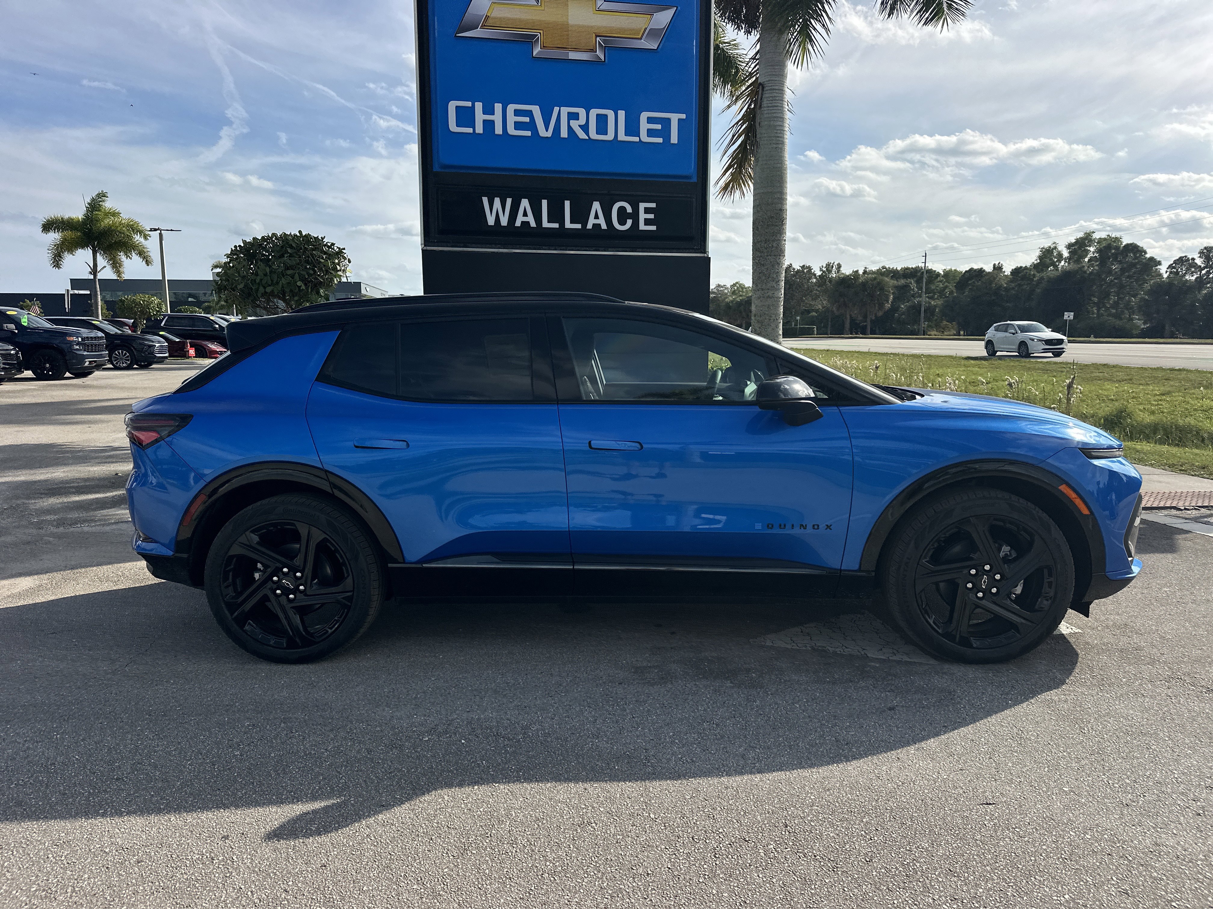 New 2026 Chevrolet Equinox EV RS image 5