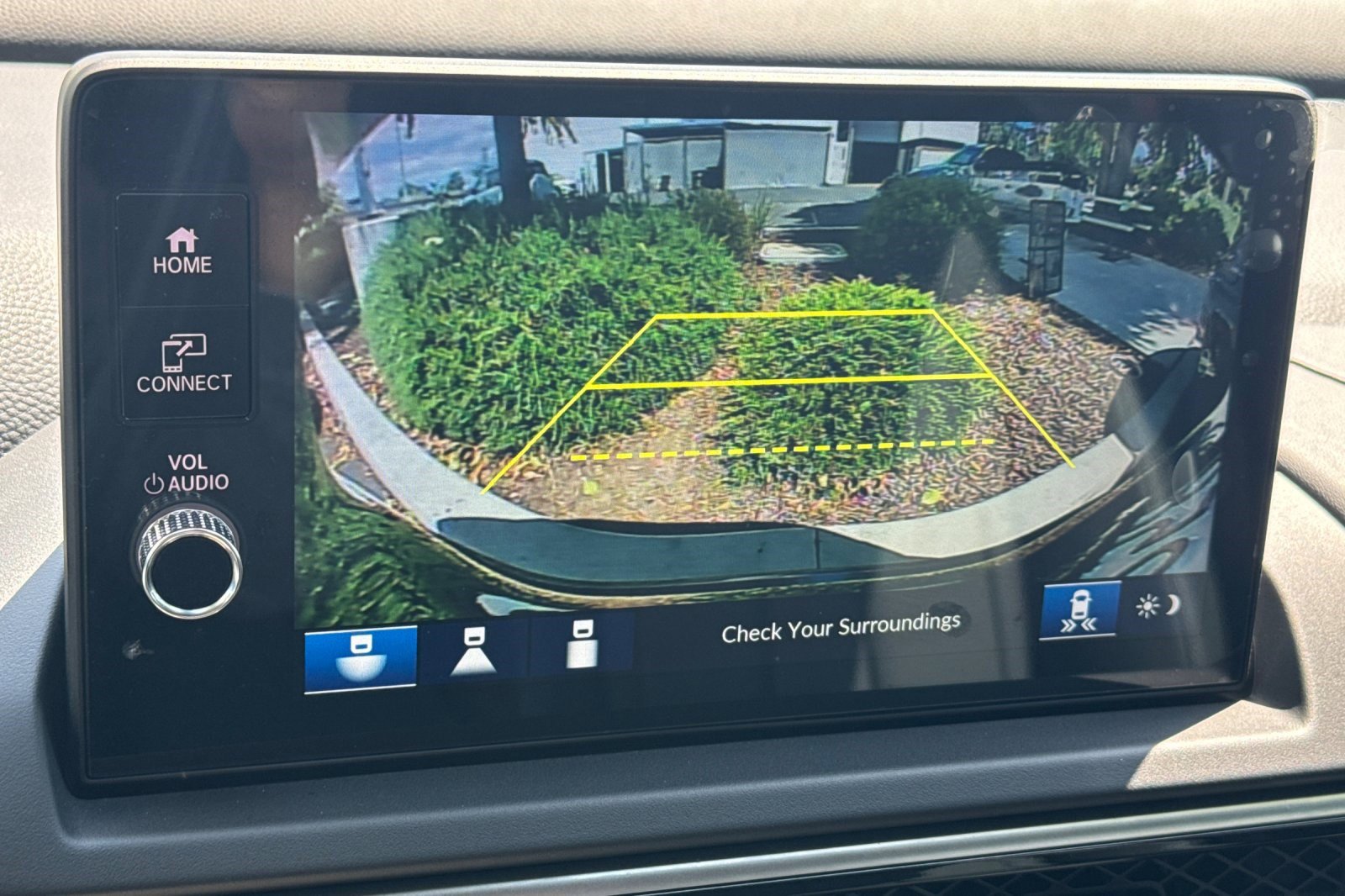 Used 2025 Acura ADX FWD image 25