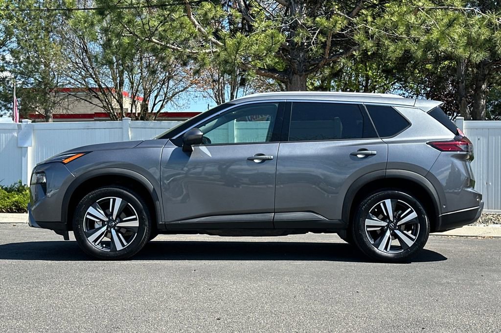 Used 2026 Nissan Rogue SL AWD/4WD image 7