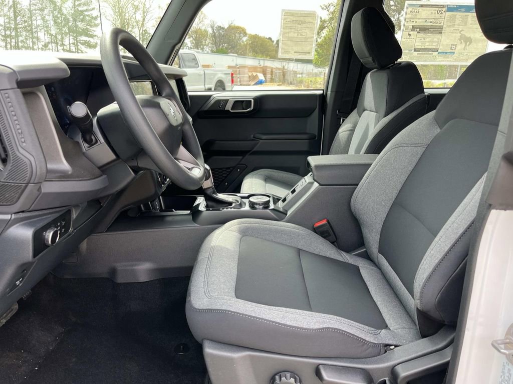 New 2025 Ford Bronco 4-Door image 18