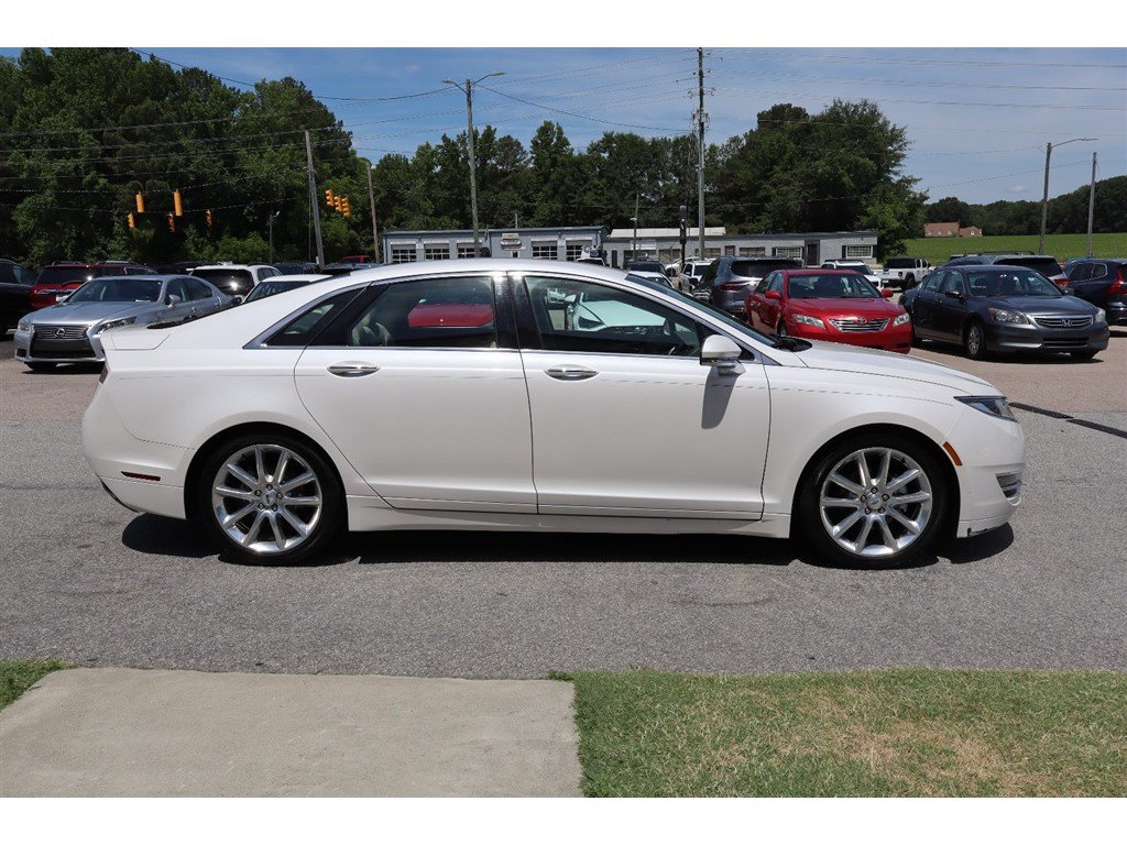 Used 2016 Lincoln MKZ Hybrid w/ Equipment Group 600A Reserve FWD image 6