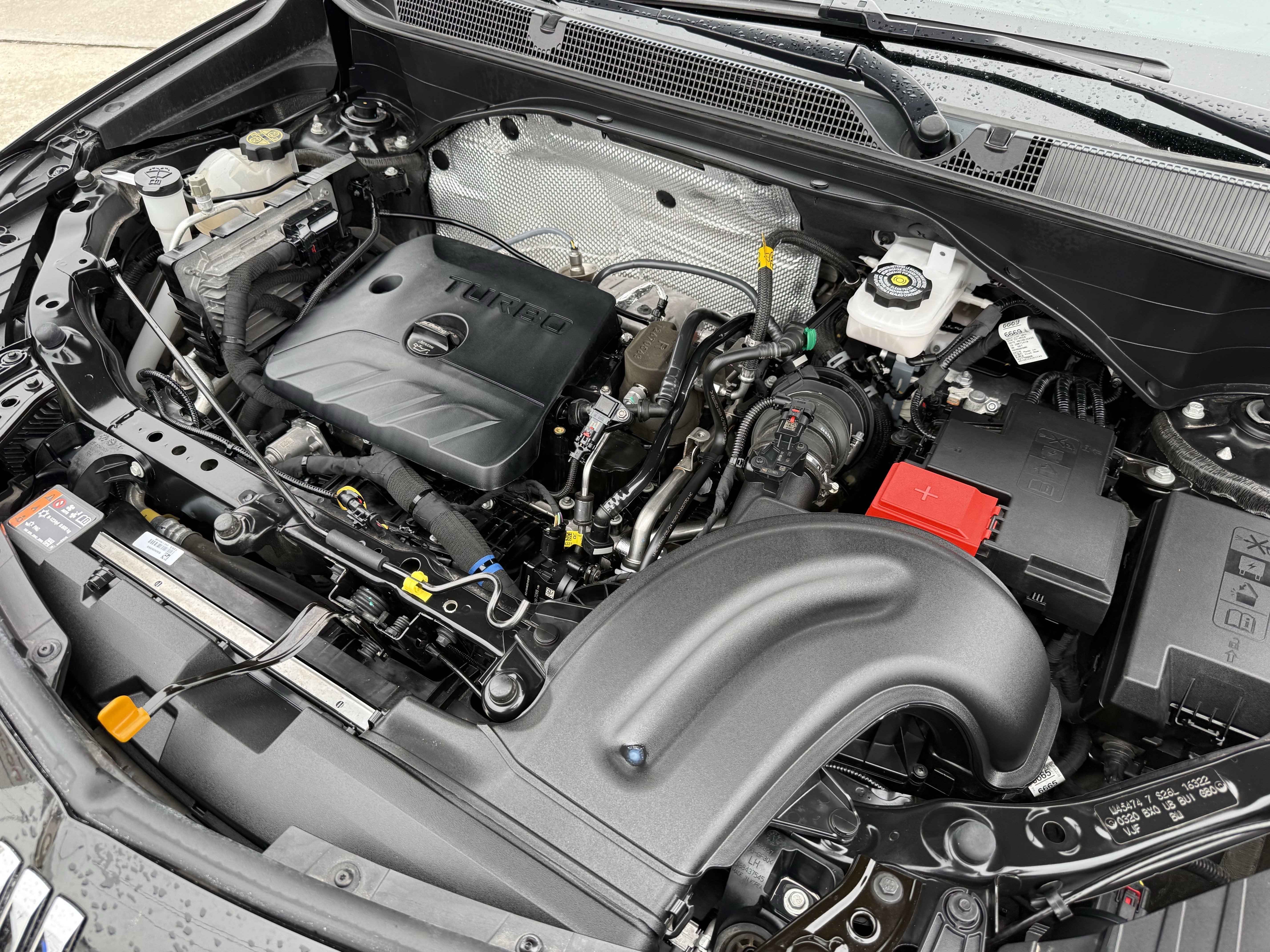 Used 2024 Buick Encore GX Sport Touring image 34