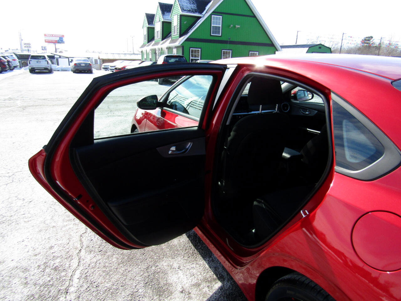 Used 2022 Kia Forte LXS image 18