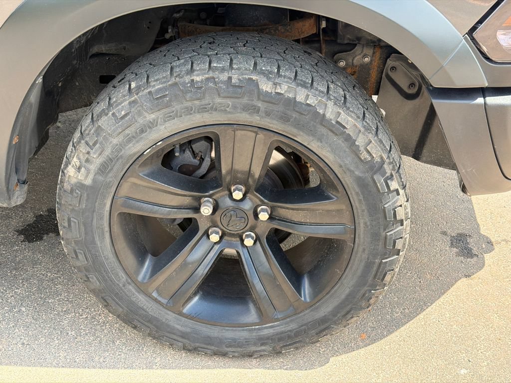 Used 2022 RAM 1500 Classic Warlock AWD/4WD image 12