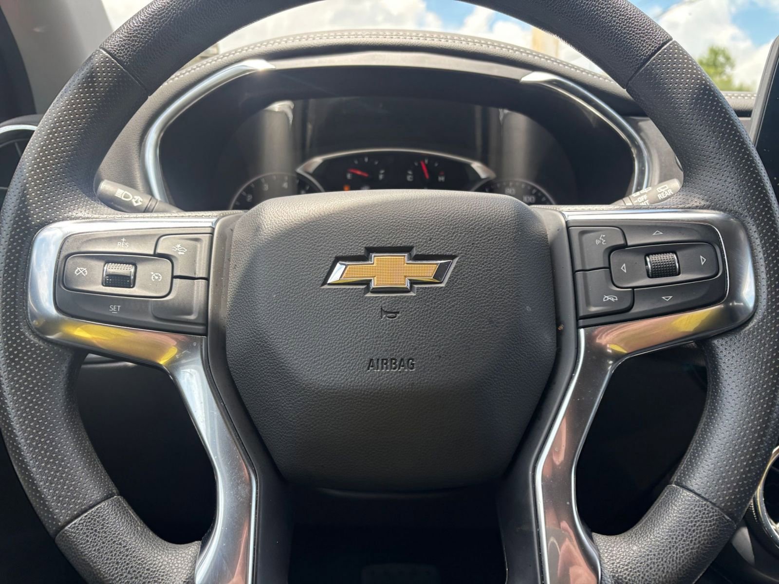 Used 2025 Chevrolet Blazer LT FWD image 29