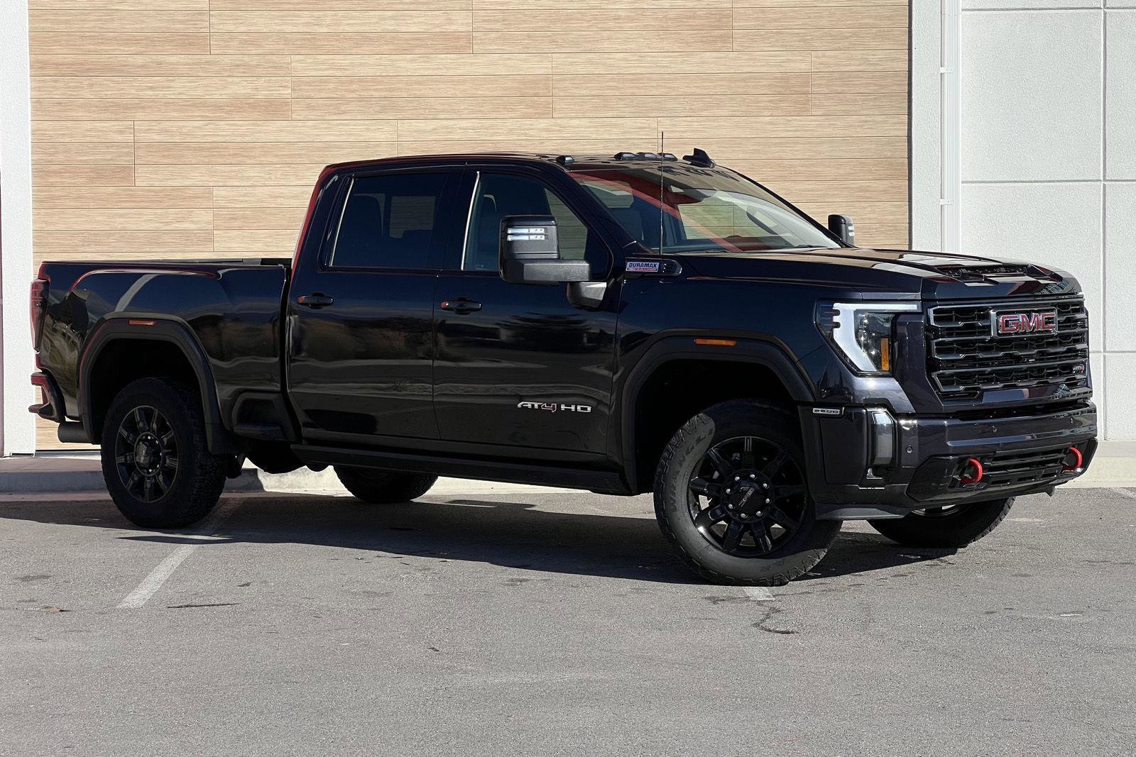 Used 2024 GMC Sierra 3500 AT4 w/ AT4 Premium Plus Package image 1