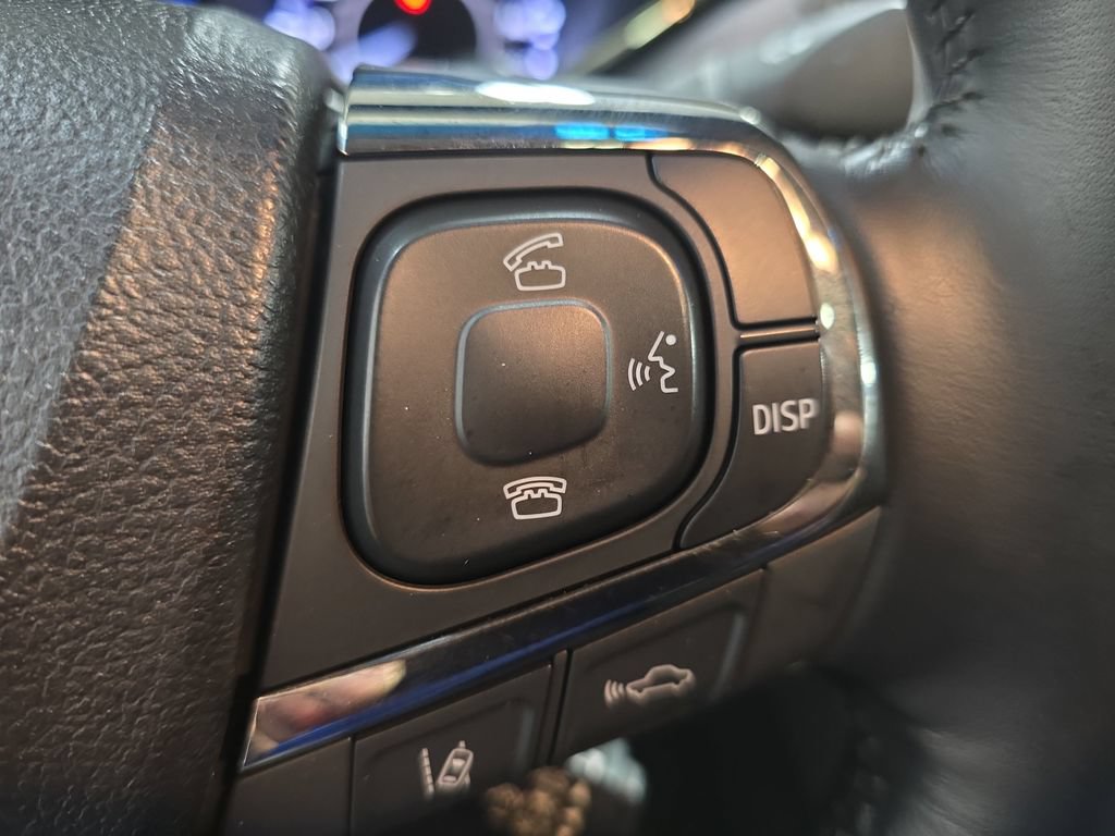 Used 2018 Toyota Avalon Touring w/ Carpet Mat Package FWD image 18