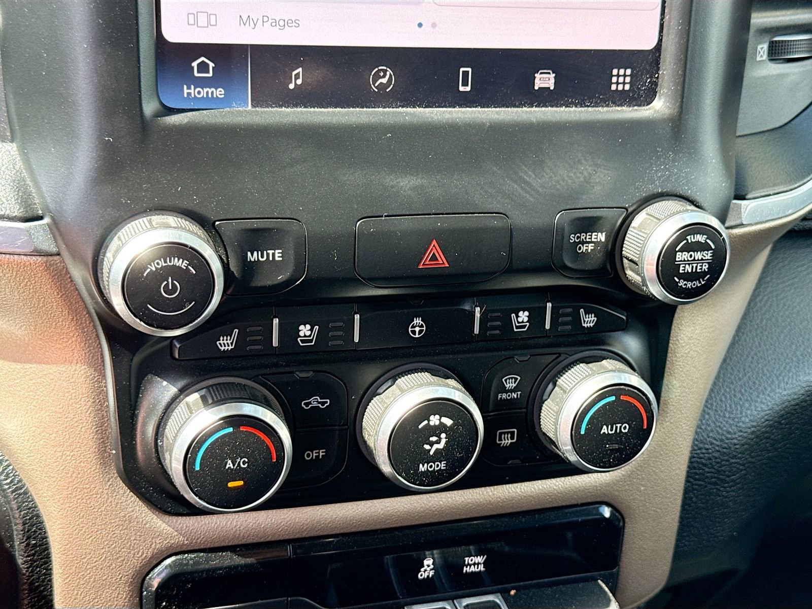 Used 2022 RAM 1500 Laramie RWD image 15