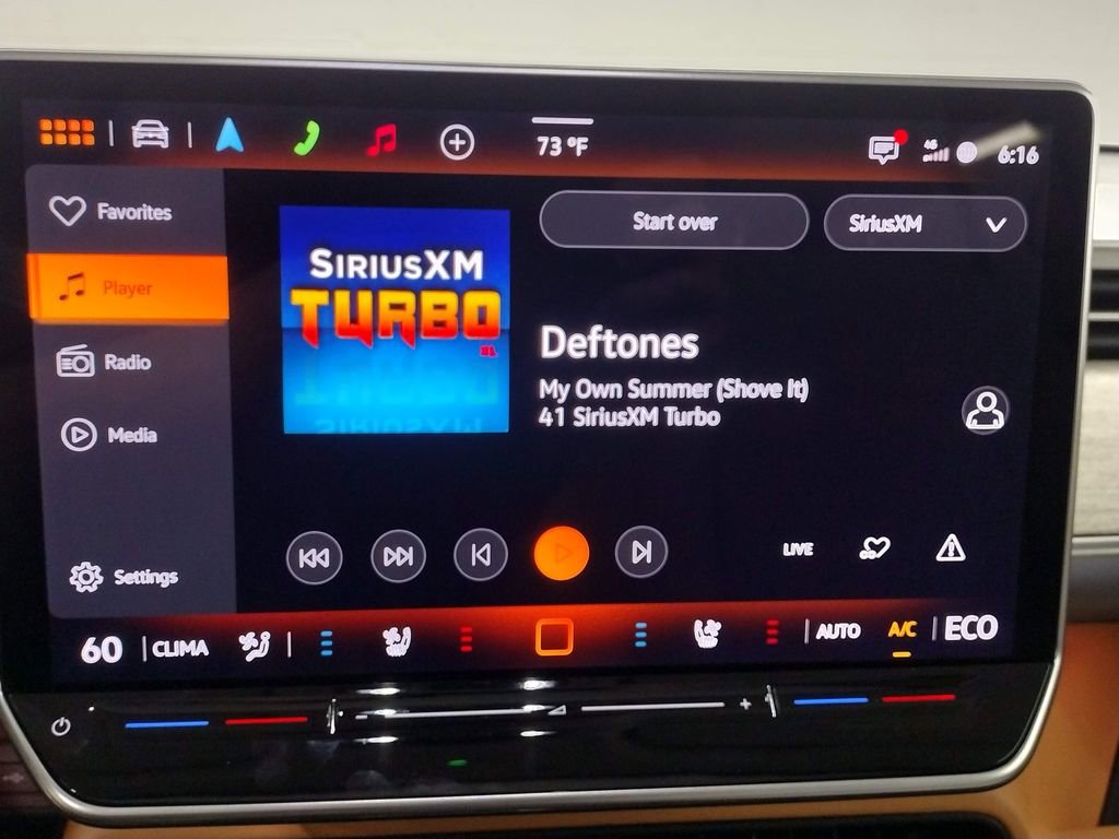 New 2025 Volkswagen ID. Buzz 1st Edition image 31