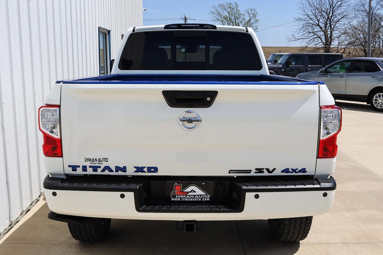 Used 2018 Nissan Titan SV w/ SV Convenience Package AWD/4WD image 4