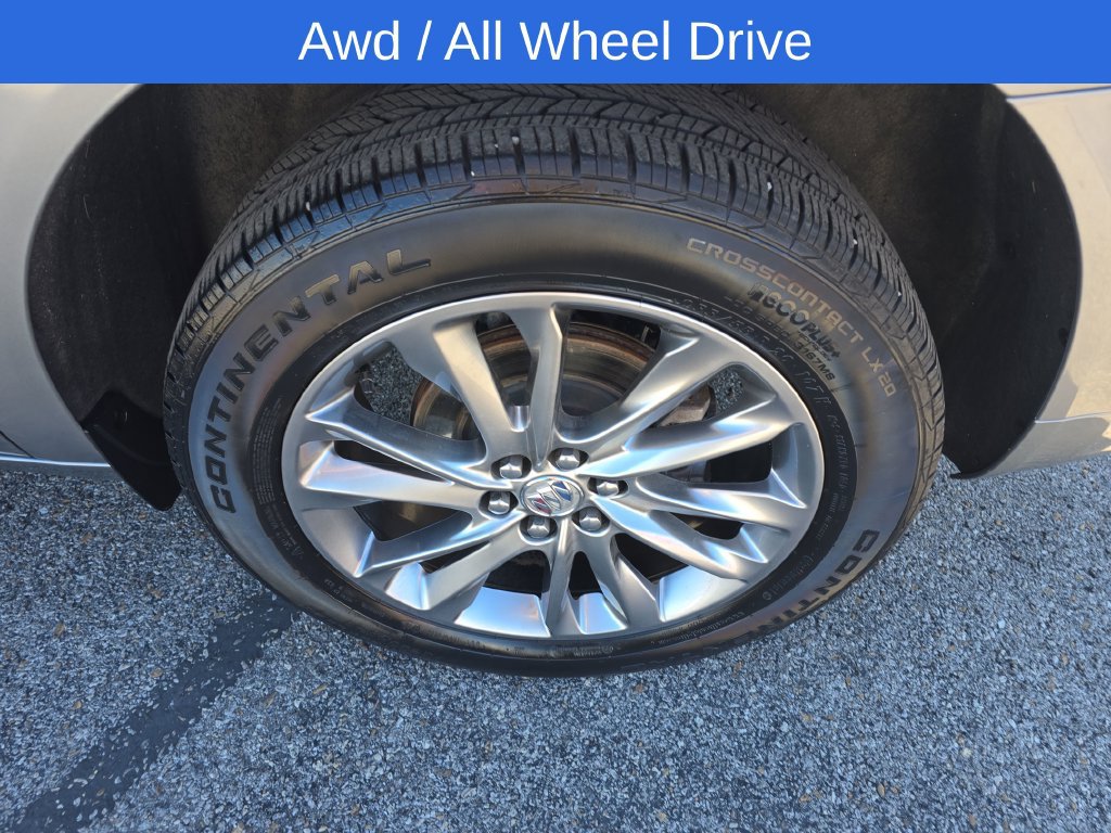 Used 2023 Buick Enclave Avenir AWD/4WD image 12