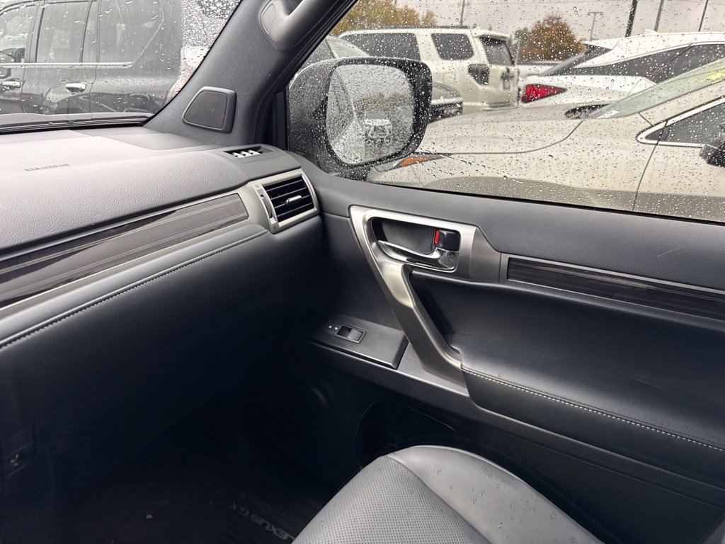 Used 2023 Lexus GX 460 Premium AWD/4WD image 10