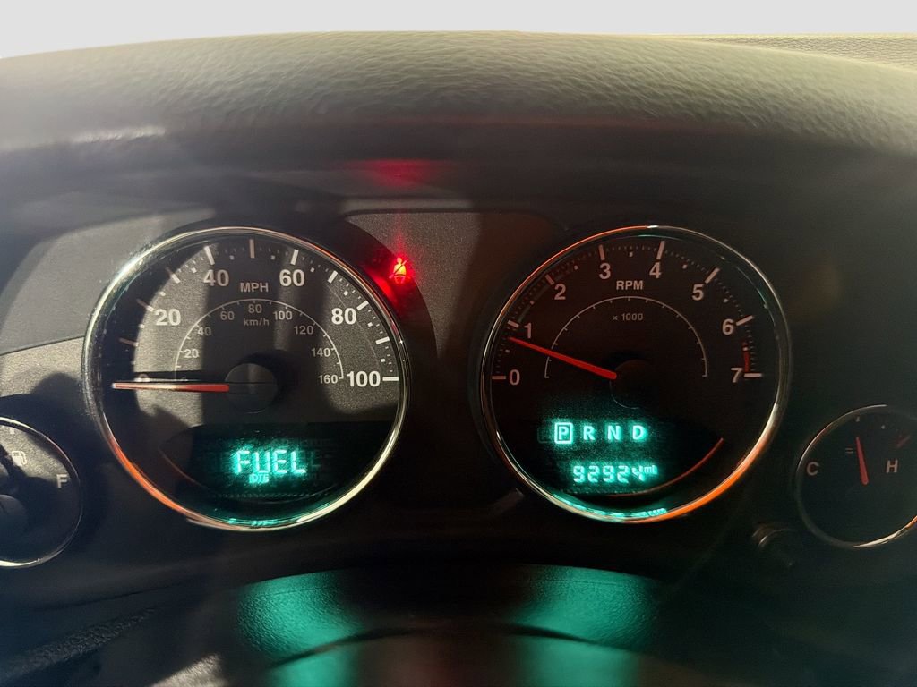 Used 2018 Jeep Wrangler Unlimited Sahara image 10