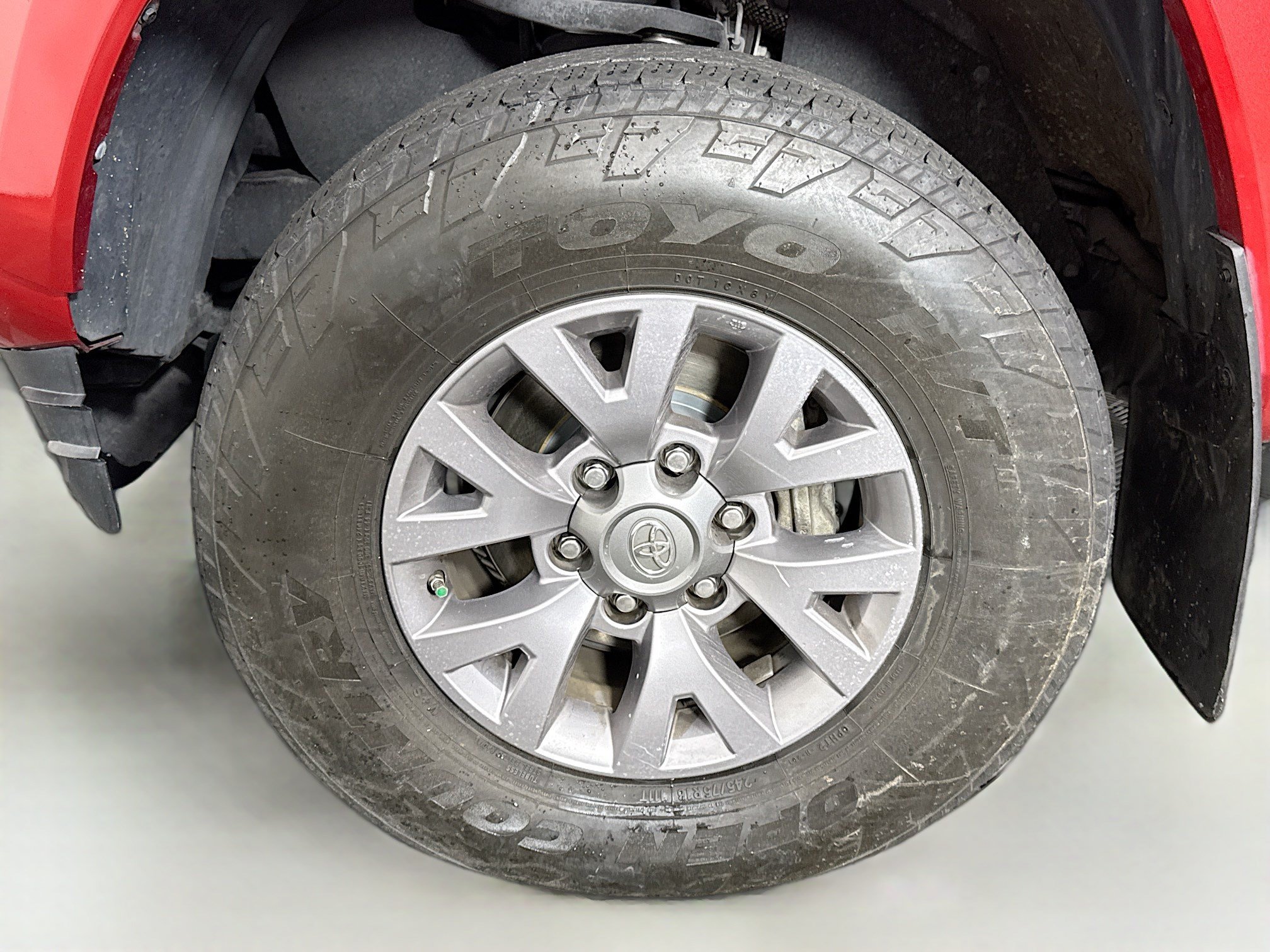 Used 2017 Toyota Tacoma SR5 w/ Tow Package RWD image 37