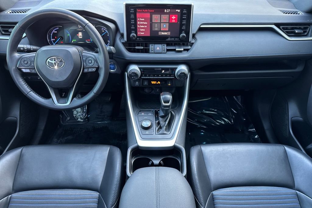 Used 2020 Toyota RAV4 XSE w/ XSE Grade Weather Package AWD/4WD image 4