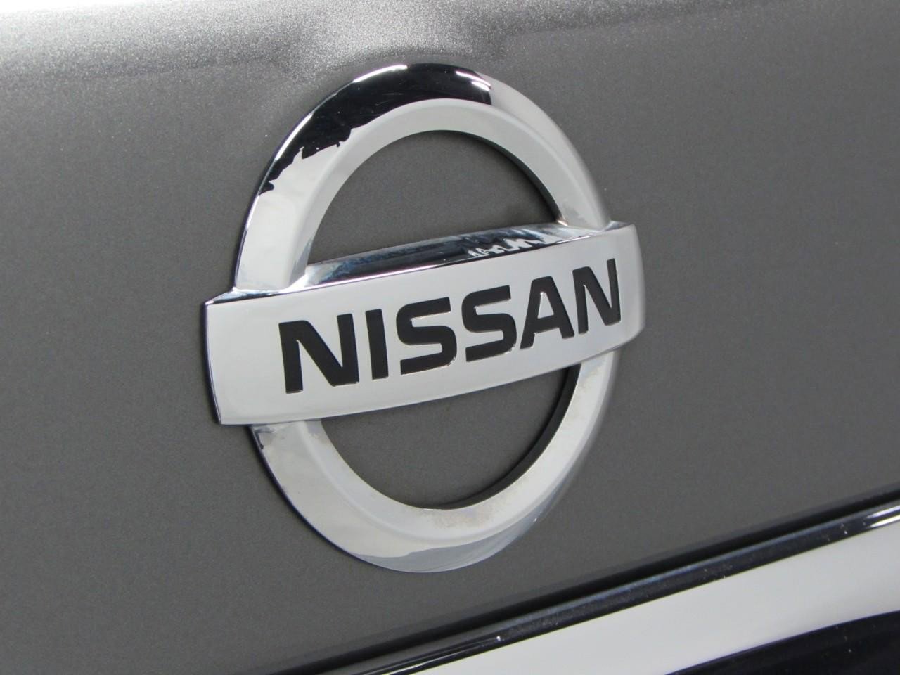 Used 2019 Nissan Armada SL w/ Premium Package image 38