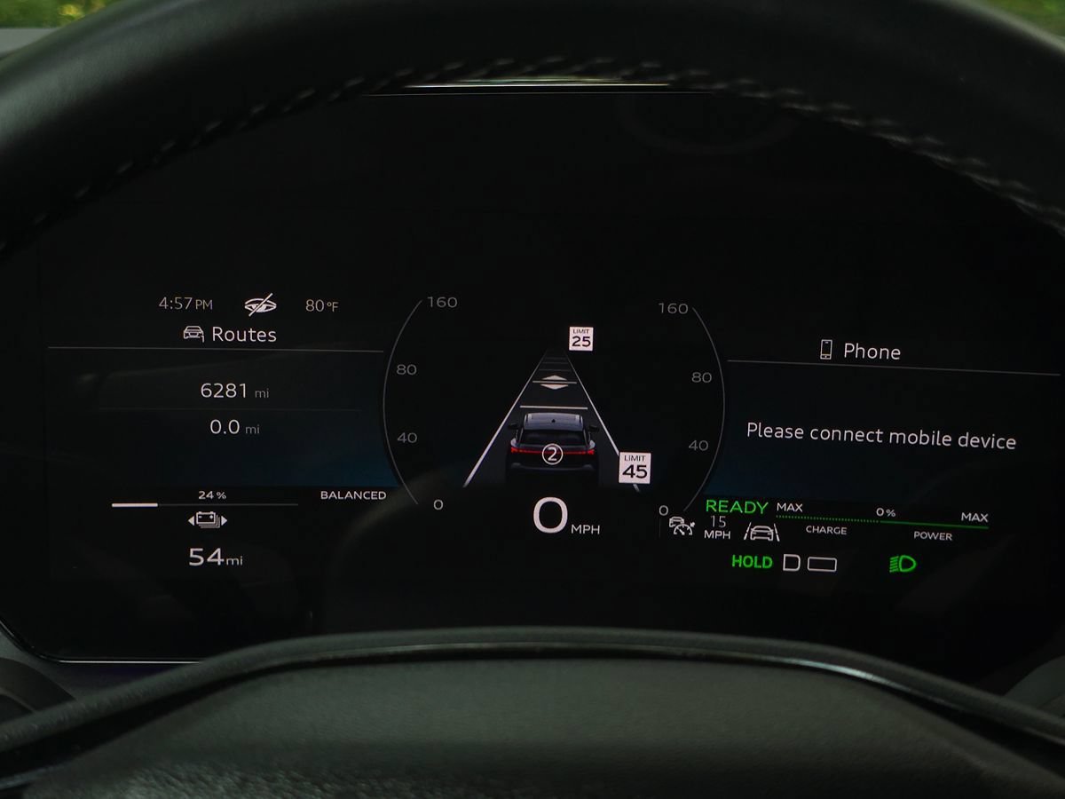 Used 2025 Audi Q6 e-tron Premium Plus w/ Premium Plus AWD/4WD image 32