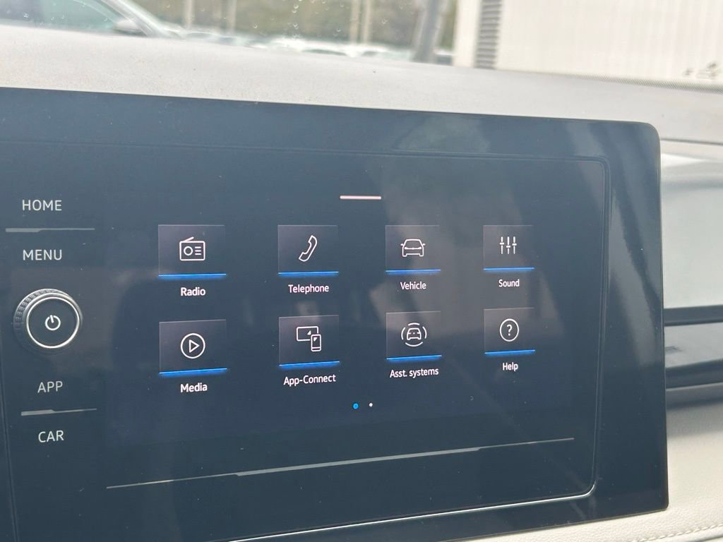 Certified 2025 Volkswagen Taos S image 16