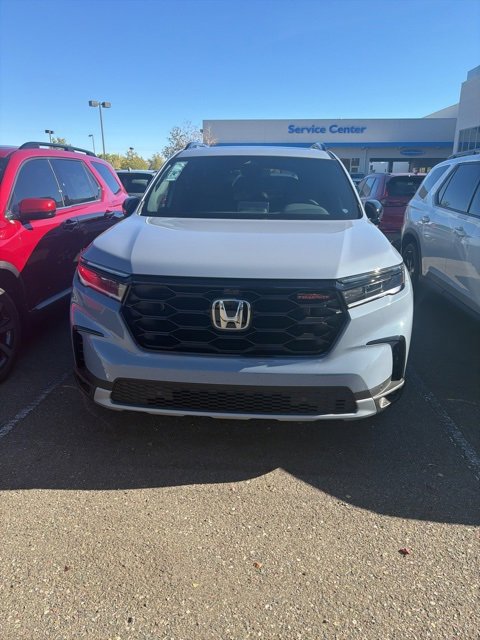 New 2025 Honda Pilot TrailSport