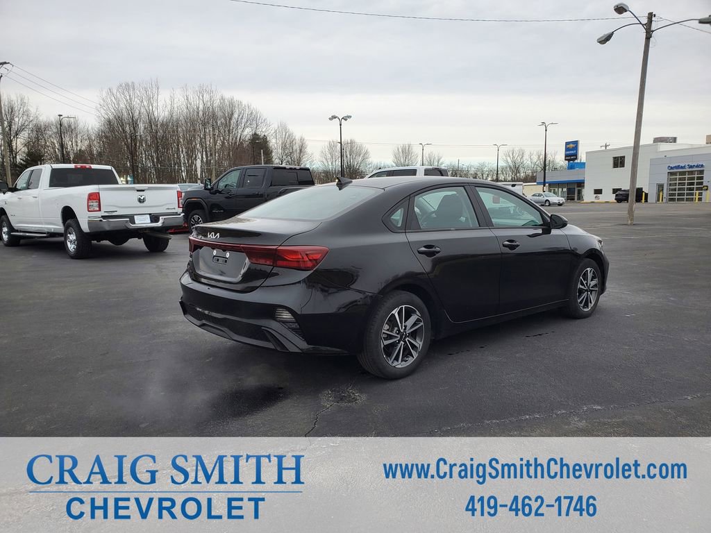 Used 2022 Kia Forte LXS w/ LXS Technology Package image 6