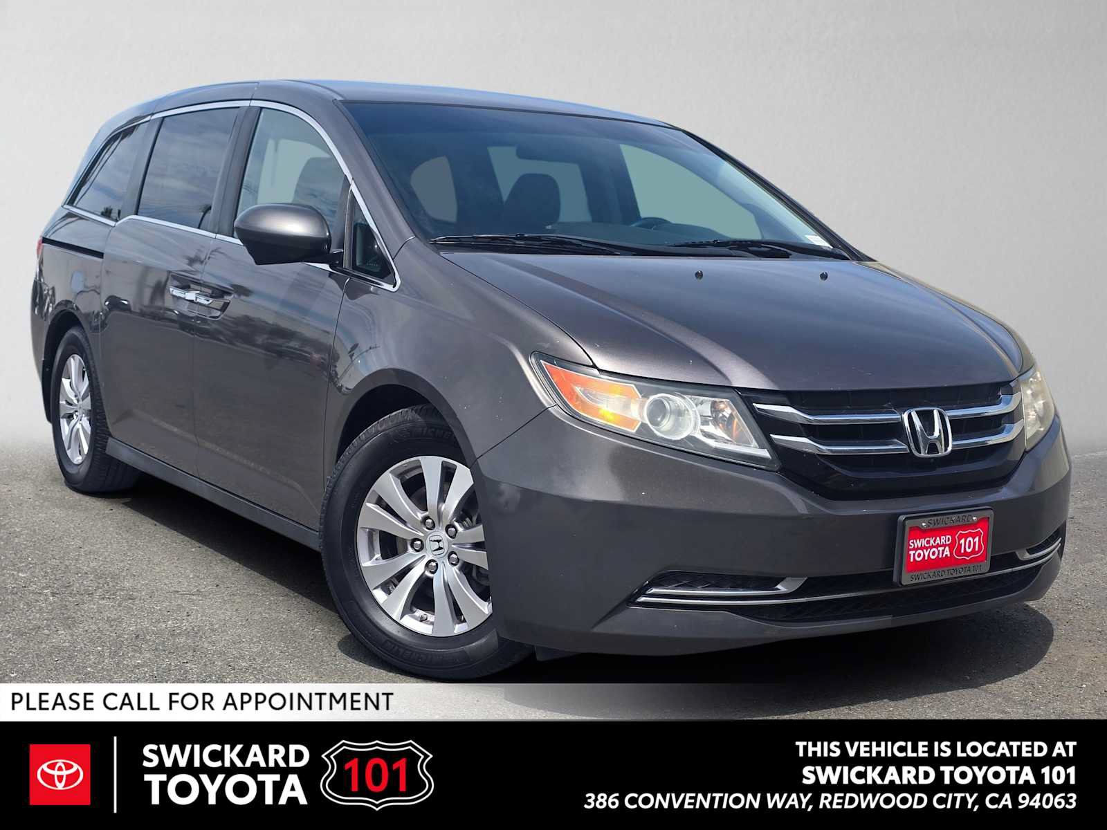 Used 2016 Honda Odyssey SE image 1