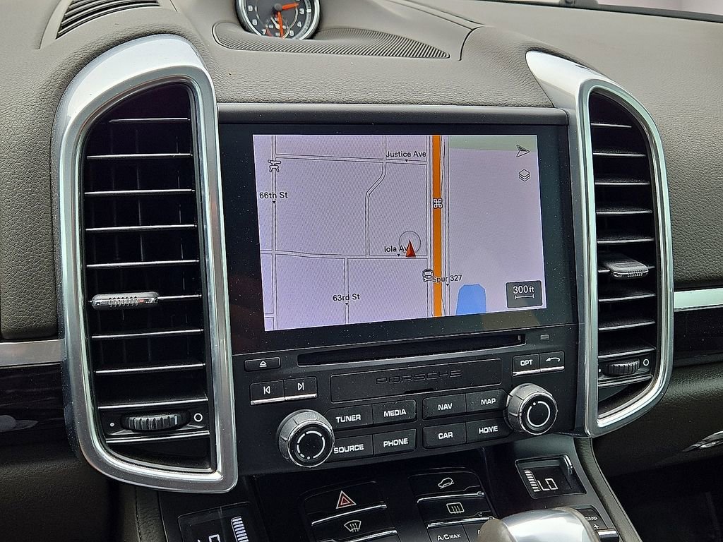 Used 2018 Porsche Cayenne S AWD/4WD image 28