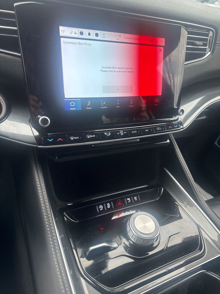 Used 2023 Jeep Wagoneer Base w/ Premium Group I image 14