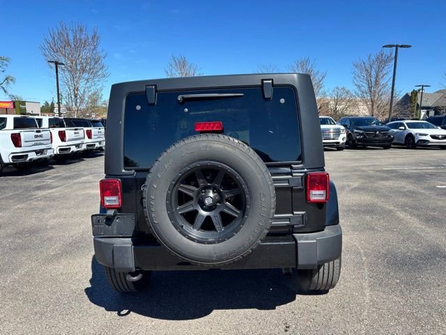 Used 2016 Jeep Wrangler Unlimited Sahara w/ Connectivity Group AWD/4WD image 6