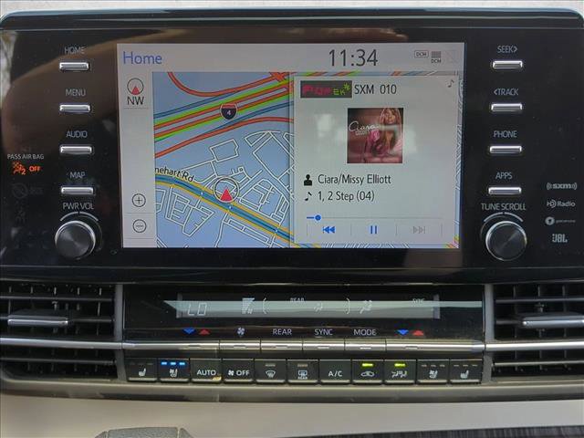 Used 2021 Toyota Sienna Platinum image 14