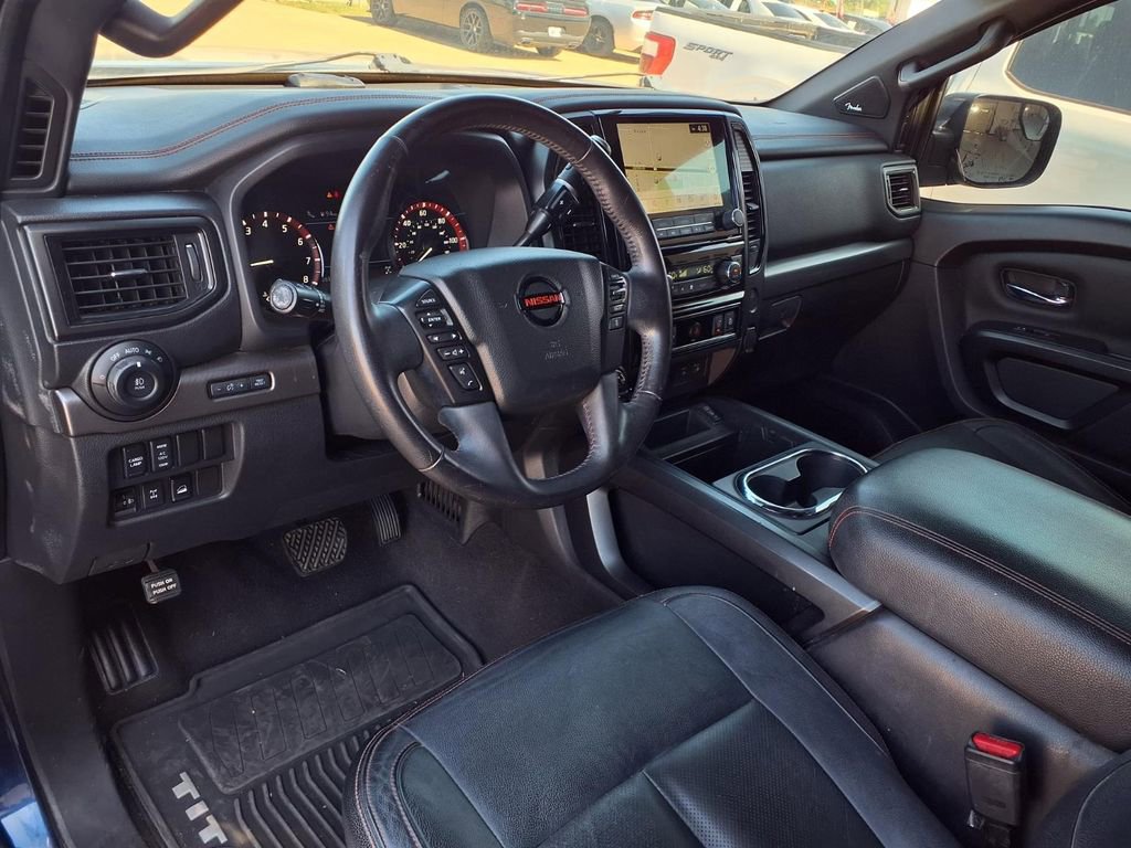 Used 2021 Nissan Titan PRO-4X w/ Pro-4x Convenience Package AWD/4WD image 8