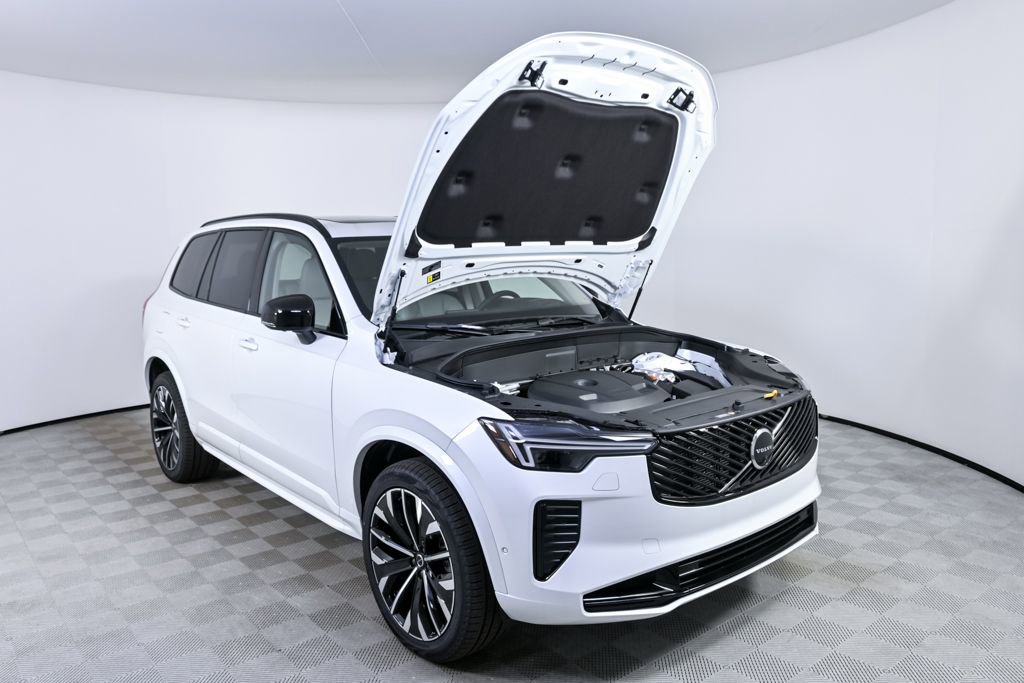 New 2026 Volvo XC90 T8 Ultra w/ Protection Package Premier image 36