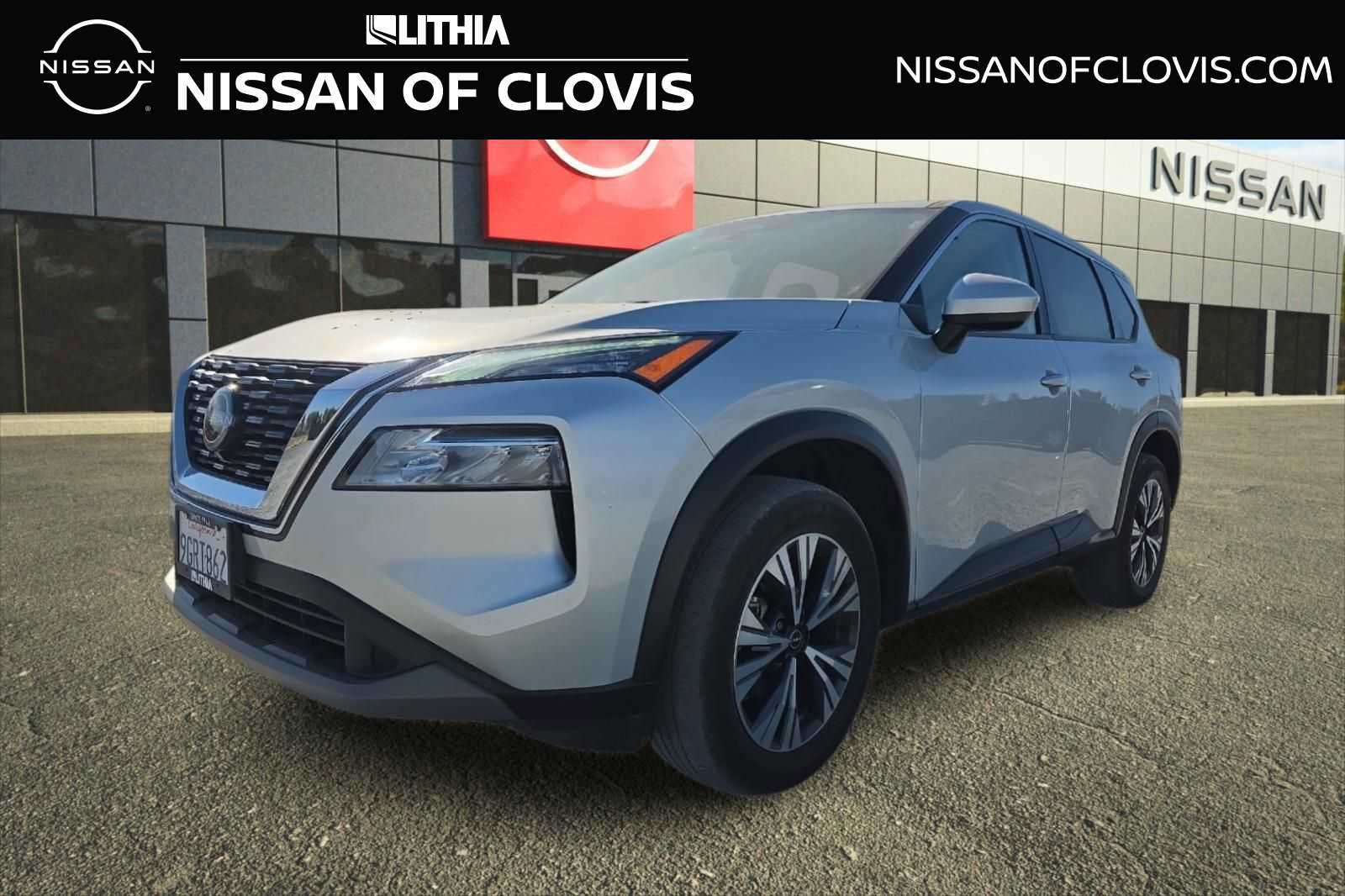 Used 2023 Nissan Rogue SV FWD image 1