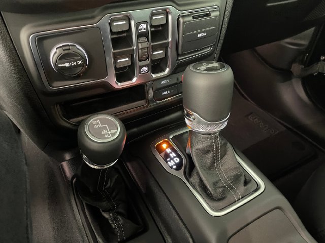 New 2027 Jeep Wrangler Unlimited Sahara AWD/4WD image 7
