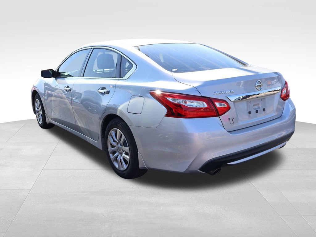 Used 2017 Nissan Altima 2.5 S w/ Power Driver Seat Package FWD image 23