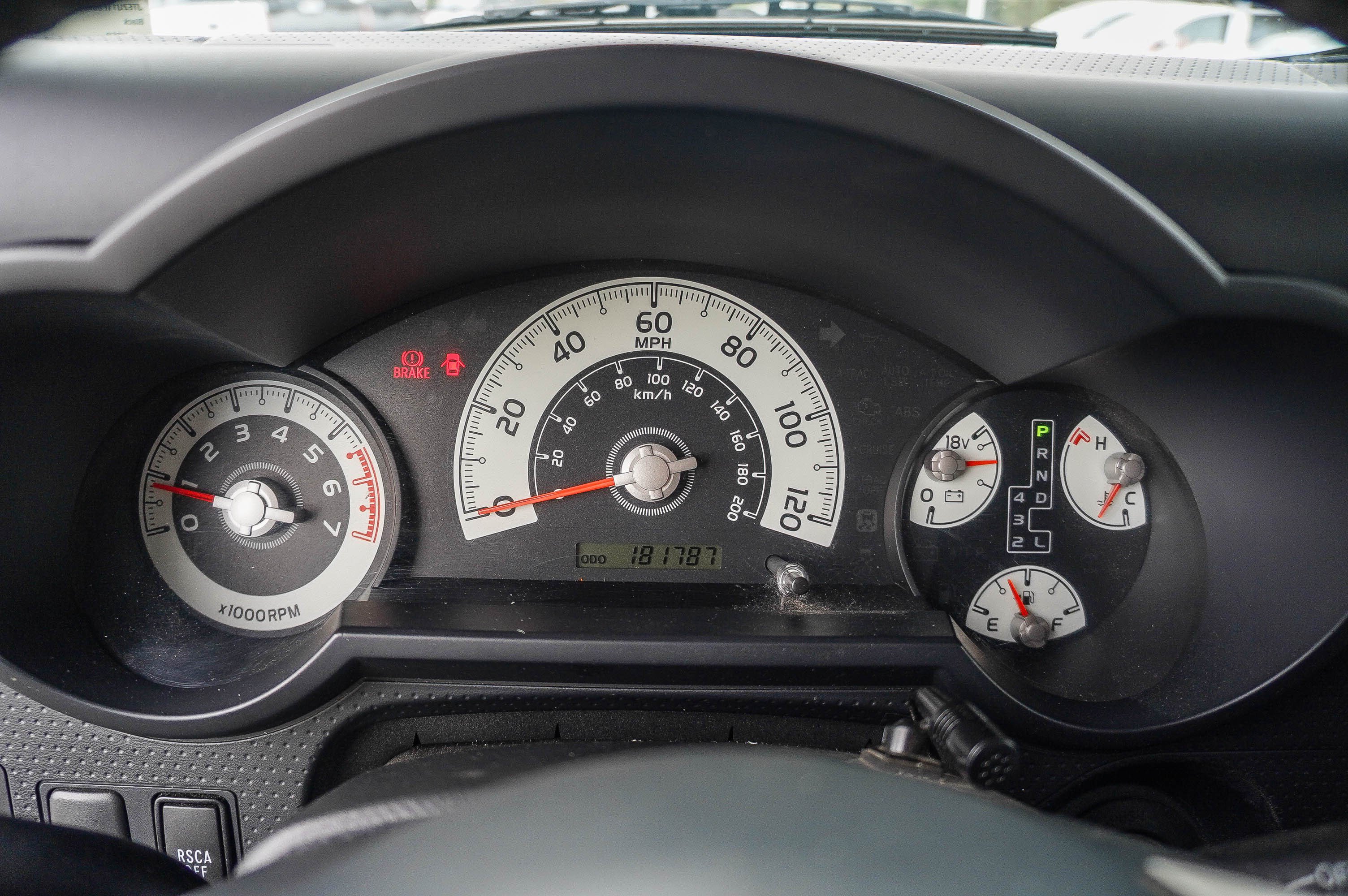 Used 2009 Toyota FJ Cruiser 2WD w/ Upgrade Pkg 2 image 21