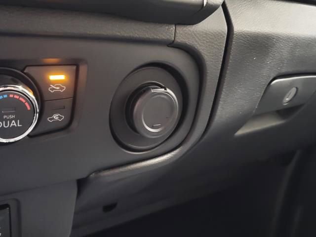 New 2026 Nissan Frontier SV image 32