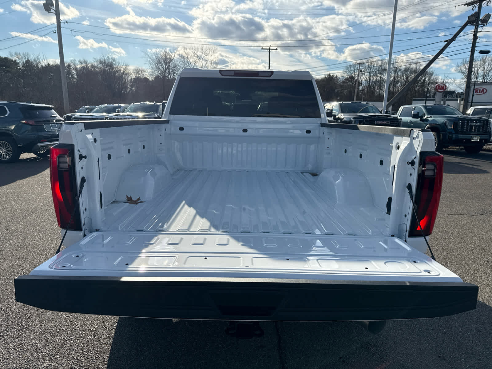 New 2026 GMC Sierra 2500 SLT image 11