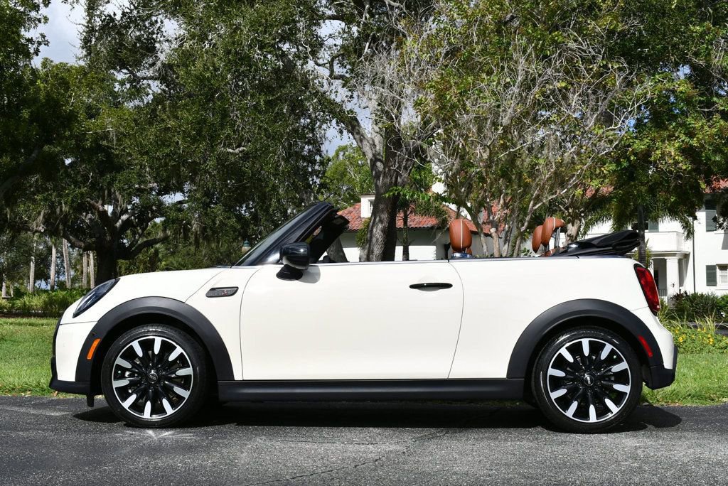 Used 2023 MINI Cooper S image 3