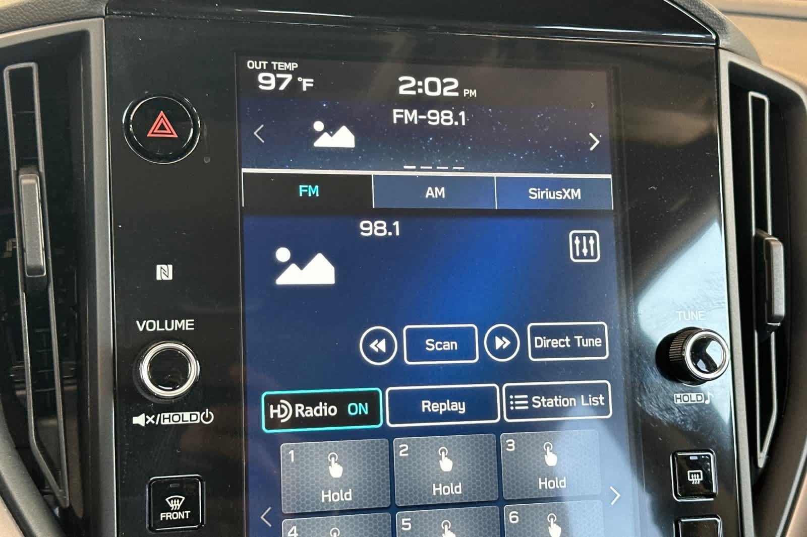 Used 2025 Subaru Crosstrek 2.5i Premium AWD/4WD image 19