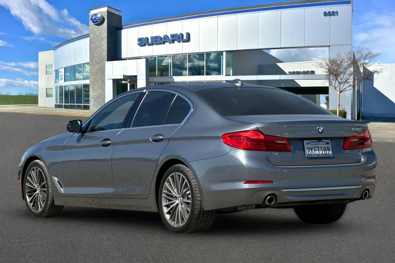 Used 2019 BMW 530i w/ Luxury Package RWD image 8