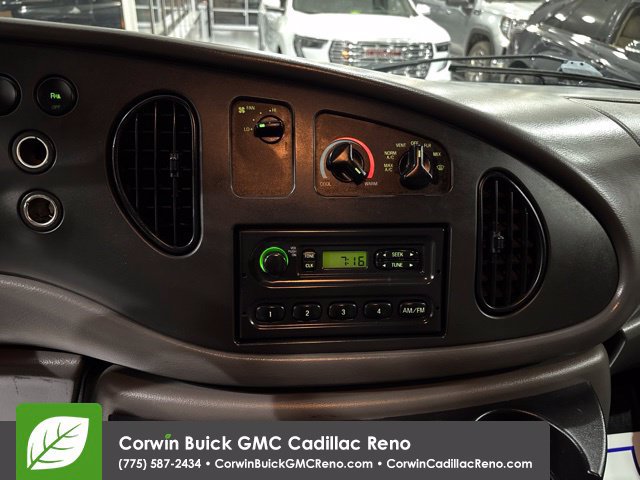 Used 2008 Ford E-350 and Econoline 350 Extended Super Duty RWD image 19