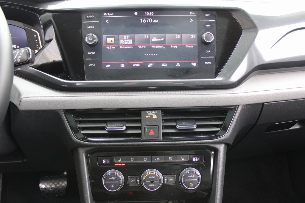 Certified 2022 Volkswagen Taos SEL image 15