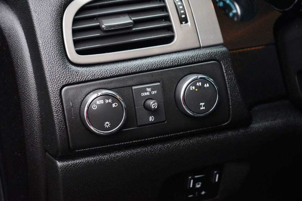 Used 2013 Chevrolet Silverado 3500 LTZ w/ LTZ Plus Package image 11