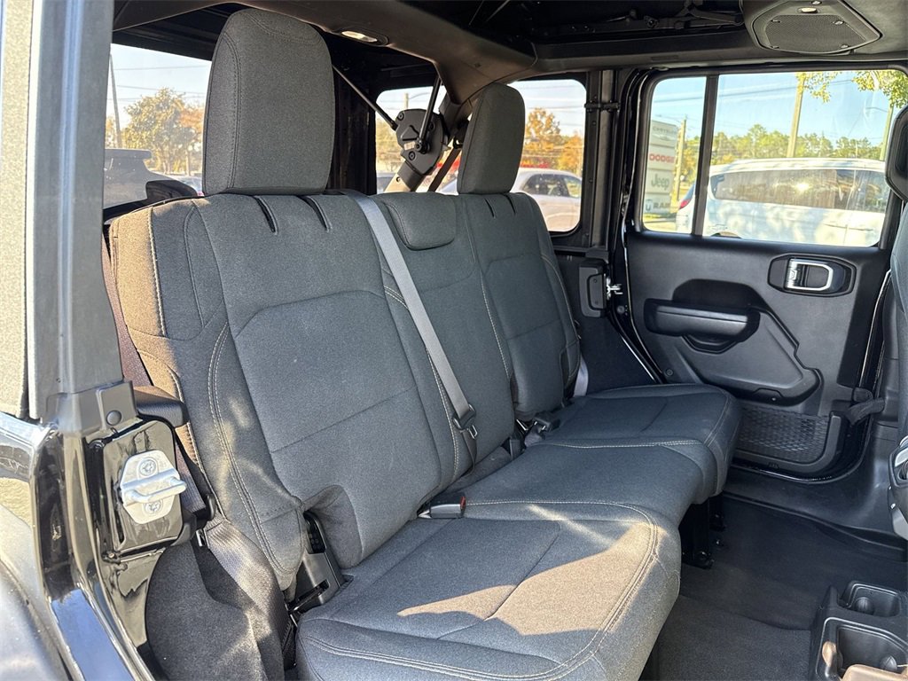 Used 2024 Jeep Wrangler Sport S image 25