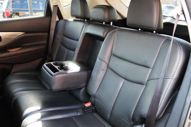 Used 2015 Nissan Murano SL w/ Cargo Package image 26