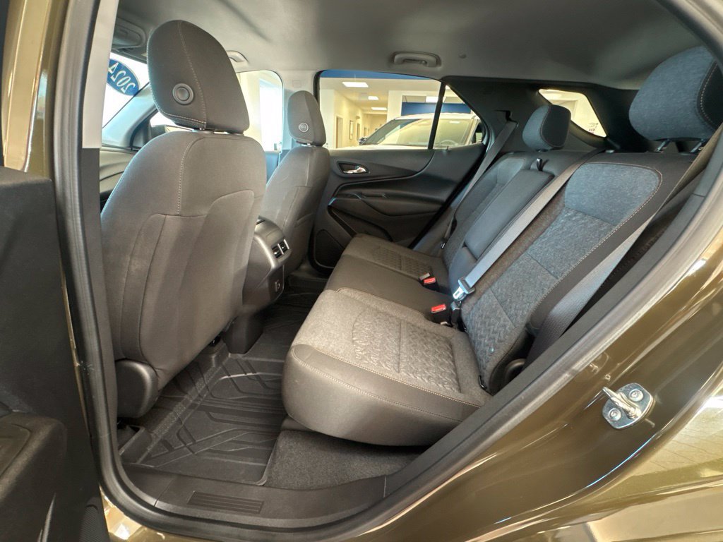 Used 2024 Chevrolet Equinox LT w/ LPO, Floor Liner Package AWD/4WD image 22