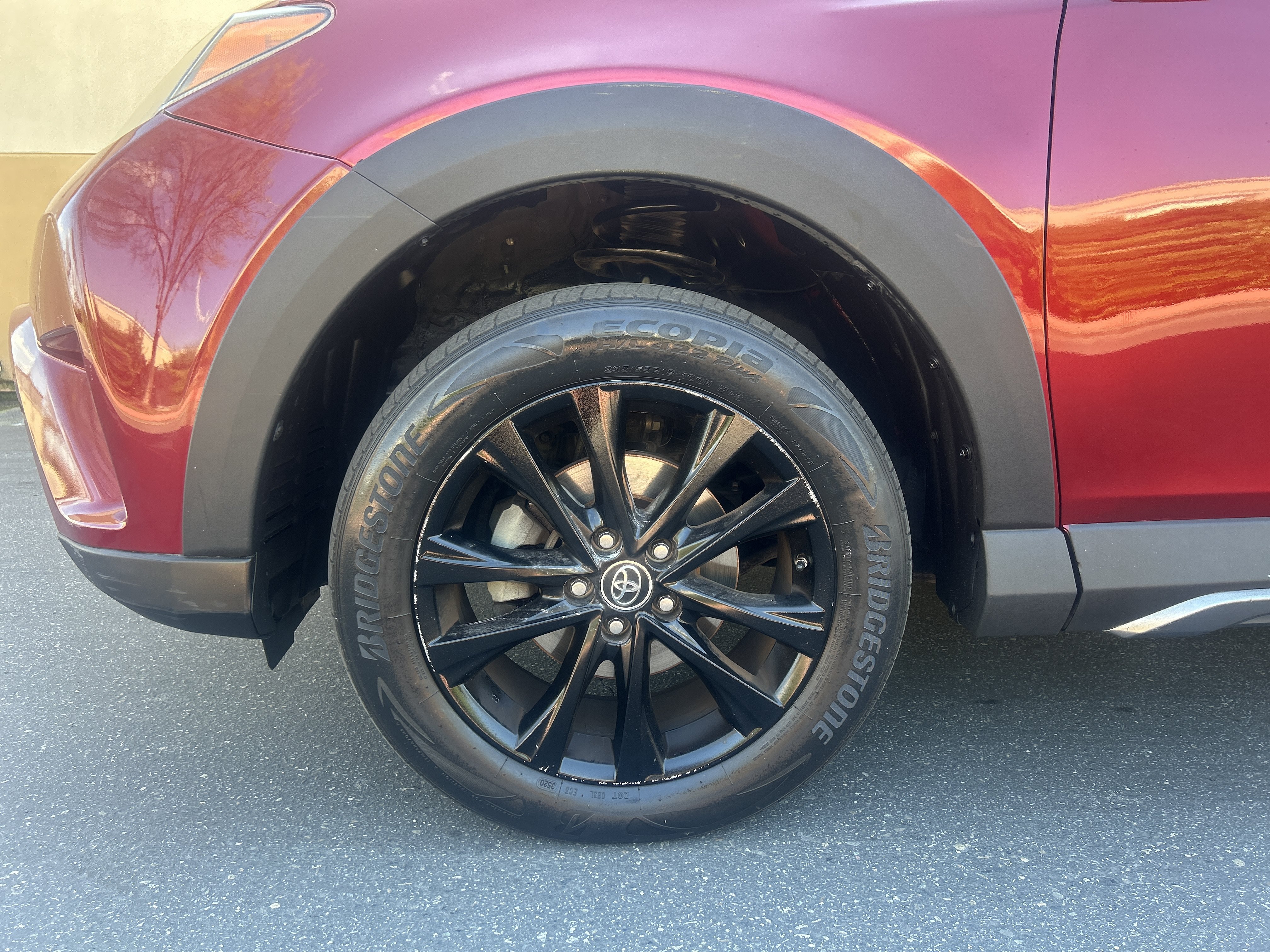 Used 2018 Toyota RAV4 Adventure AWD/4WD image 7